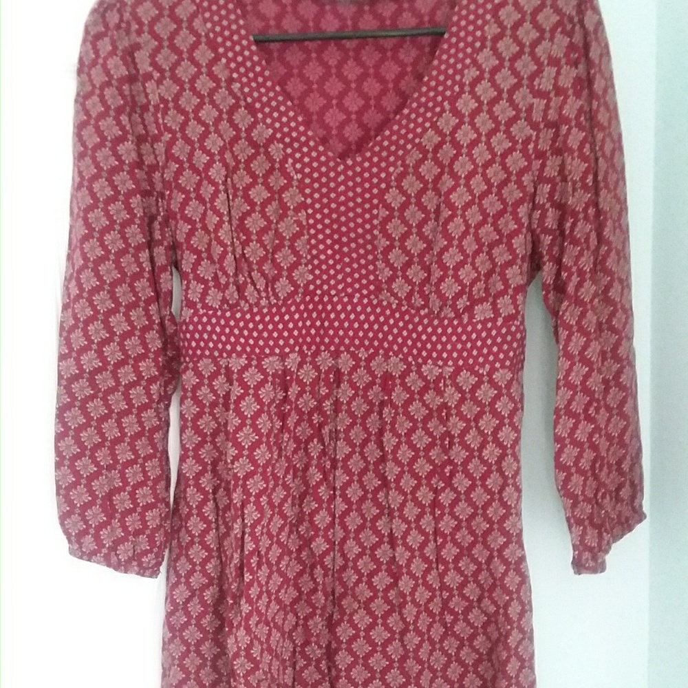 Maroon/cream floral patterned hippie shirt